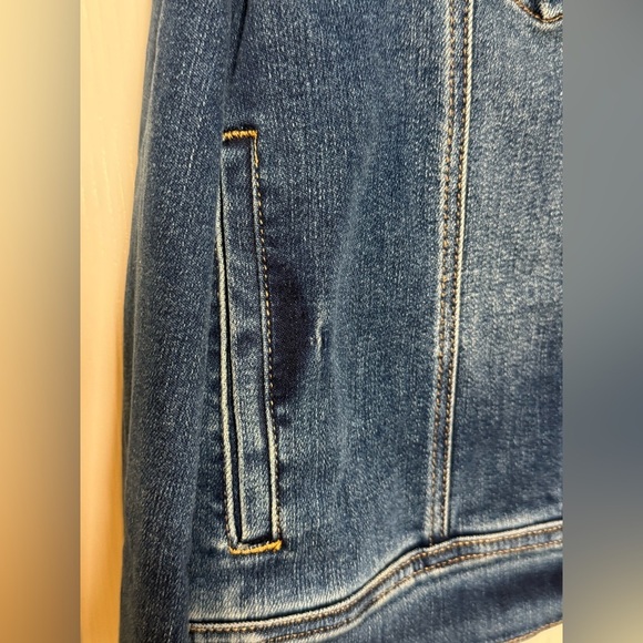 Judy Blue Distressed Indigo Jean Jacket - Picture 3 of 14